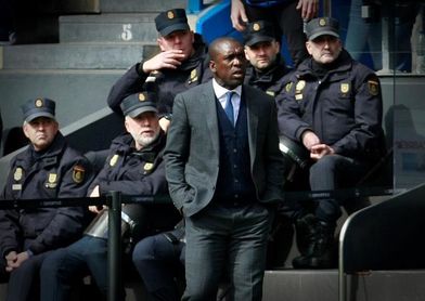 Seedorf programa sesión en dos tandas para solo once jugadores Seedorf programa sesión en dos tandas para solo once jugadores