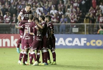 Alajuelense y Saprissa chocan en un clásico por el liderato en Costa Rica Alajuelense y Saprissa chocan en un clásico por el liderato en Costa Rica