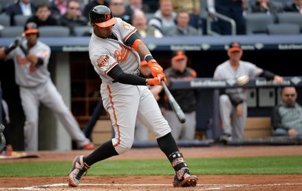 3-2. Adam Jones decide con jonrón solitario contra Fernando Rodney 3-2. Adam Jones decide con jonrón solitario contra Fernando Rodney