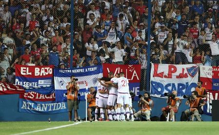 Nacional quiere reafirmar el liderazgo del Apertura y Peñarol volver al triunfo Nacional quiere reafirmar el liderazgo del Apertura y Peñarol volver al triunfo