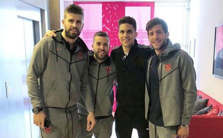 Bartra anima al Barcelona contra el Sevilla Bartra anima al Barcelona contra el Sevilla
