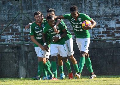 Motagua y Marathón lideran la liga hondureña con los mismos 28 puntos Motagua y Marathón lideran la liga hondureña con los mismos 28 puntos