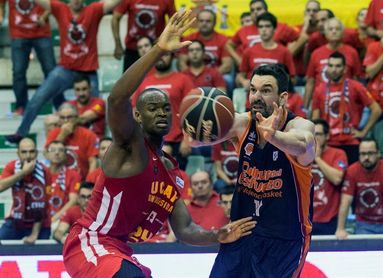El UCAM aparca la competición europea y busca sorprender al Valencia El UCAM aparca la competición europea y busca sorprender al Valencia