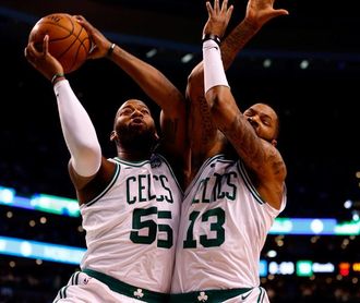 Los Celtics ganan a Raptors en la lucha por el título; los Warriors rompen la racha perdedora Los Celtics ganan a Raptors en la lucha por el título; los Warriors rompen la racha perdedora