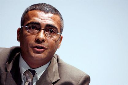 Romario pide suspender las elecciones en la Confederación Brasileña de Fútbol Romario pide suspender las elecciones en la Confederación Brasileña de Fútbol
