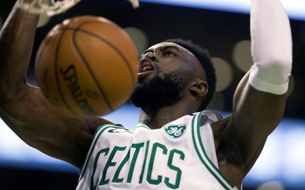 111-104. Brown y los Celtics detienen la mala racha 111-104. Brown y los Celtics detienen la mala racha