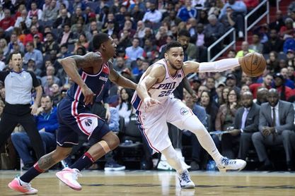 132-130. Simmons consigue triple-doble y los Sixers siguen ganando 132-130. Simmons consigue triple-doble y los Sixers siguen ganando