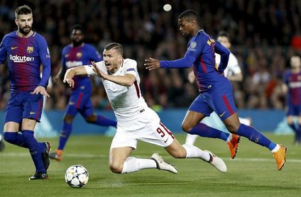 El Barça quiere volver a las "semis" tres años después ante un Roma tocado El Barça quiere volver a las "semis" tres años después ante un Roma tocado