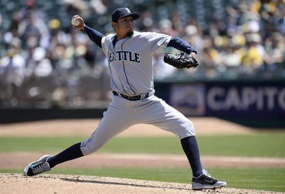 3-8. Hernández recupera la forma en la lomita y controla a los Reales 3-8. Hernández recupera la forma en la lomita y controla a los Reales