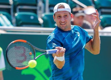 El estadounidense Sandgren vence al argentino Pella y pasa a semifinales del Torneo de Houston El estadounidense Sandgren vence al argentino Pella y pasa a semifinales del Torneo de Houston