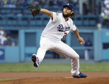 7-2. Kershaw lanza sólido contra los Diamondbacks 7-2. Kershaw lanza sólido contra los Diamondbacks
