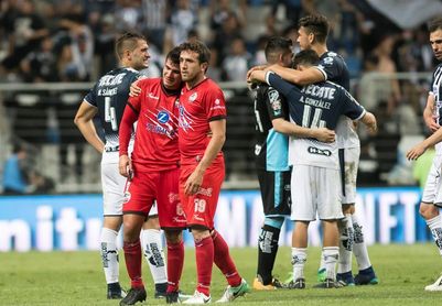 El Monterrey golea al Lobos BUAP y lo despide de Primera División El Monterrey golea al Lobos BUAP y lo despide de Primera División