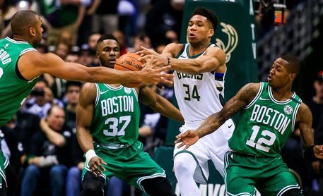 97-86. Antetokounmpo mantiene con vida a los Bucks y jugarán el séptimo partido 97-86. Antetokounmpo mantiene con vida a los Bucks y jugarán el séptimo partido
