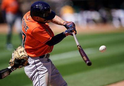 Altuve brilla con el bate; Canó deja cuestionado su legado por dopaje Altuve brilla con el bate; Canó deja cuestionado su legado por dopaje