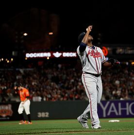 4-1. Acuña pega el imparable que define el triunfo de los Bravos 4-1. Acuña pega el imparable que define el triunfo de los Bravos