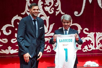 El Real Madrid ofrece el título de la Euroliga en la Comunidad de Madrid El Real Madrid ofrece el título de la Euroliga en la Comunidad de Madrid