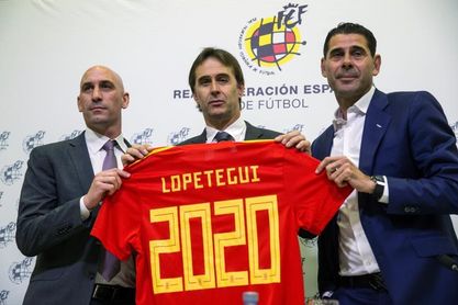 Lopetegui renueva por dos años Lopetegui renueva por dos años