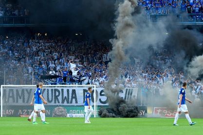 Nueve detenidos por los disturbios en el partido entre el Lech Poznan y el Legia Varsovia Nueve detenidos por los disturbios en el partido entre el Lech Poznan y el Legia Varsovia