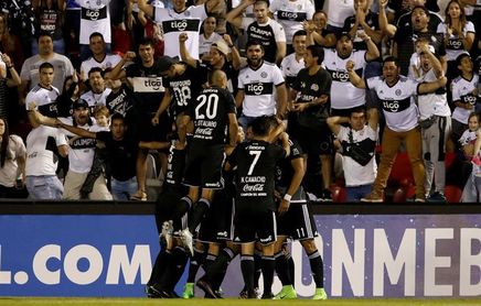 Olimpia mantiene su racha de victorias y se afianza como líder Olimpia mantiene su racha de victorias y se afianza como líder