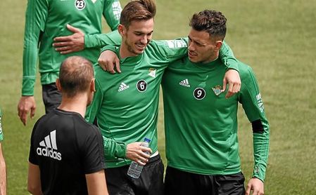 En el Betis no pueden asegurar la continuidad de Fabián. En el Betis no pueden asegurar la continuidad de Fabián.