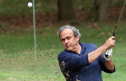 La Justicia suiza descarta incriminar a Platini por pago sospechoso a Blatter La Justicia suiza descarta incriminar a Platini por pago sospechoso a Blatter