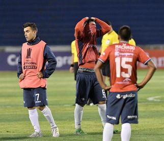 Wilstermann y The Strongest pasan a la final del torneo boliviano Apertura Wilstermann y The Strongest pasan a la final del torneo boliviano Apertura