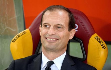 Allegri sonríe antes de un partido con la Juventus. Allegri sonríe antes de un partido con la Juventus.