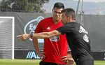 Unzué: "Maxi es ´top´ rematando, pero el Sevilla tendrá competencia"