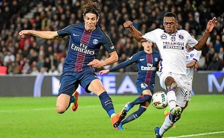 Diop, en un lance con Cavani en el PSG-Toulouse de esta temporada. Diop, en un lance con Cavani en el PSG-Toulouse de esta temporada.