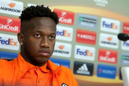 Fred recibe el permiso de trabajo y el United oficializa su fichaje Fred recibe el permiso de trabajo y el United oficializa su fichaje