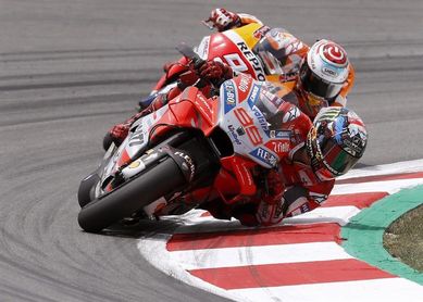 Lorenzo, Vierge y Oettl sorprenden a los favoritos en Sachsenring Lorenzo, Vierge y Oettl sorprenden a los favoritos en Sachsenring