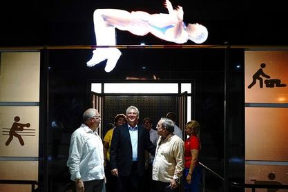 El presidente cubano inaugura el Salón del Deporte en La Habana El presidente cubano inaugura el Salón del Deporte en La Habana