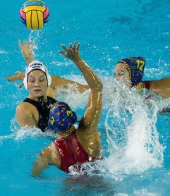 2-27. España se pasea ante la débil Alemania 2-27. España se pasea ante la débil Alemania