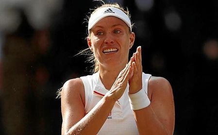 Wimbledon es el gran torneo del tenis mundial. Wimbledon es el gran torneo del tenis mundial.