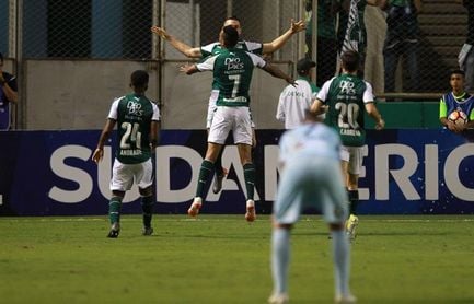 4-0. El Deportivo Cali minimiza el riesgo de disputar la clasificación en La Paz 4-0. El Deportivo Cali minimiza el riesgo de disputar la clasificación en La Paz