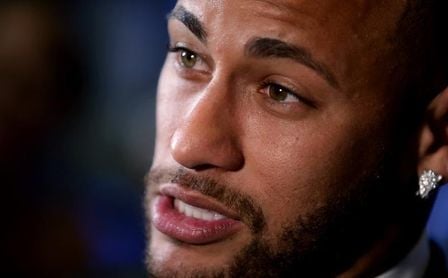 Neymar defiende su estilo, rebate las críticas y prolonga su matrimonio con el PSG Neymar defiende su estilo, rebate las críticas y prolonga su matrimonio con el PSG