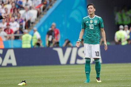 Özil deja la selección alemana entre críticas y polémica por foto con Erdogan Özil deja la selección alemana entre críticas y polémica por foto con Erdogan