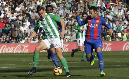 Álex Alegría durante un partido con la elástica del Real Betis Álex Alegría durante un partido con la elástica del Real Betis