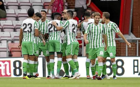 Sigue en directo el Cardiff- Real Betis Sigue en directo el Cardiff- Real Betis