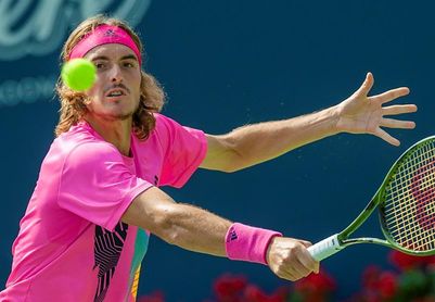 Tsitsipas hace historia y alcanza la final en Toronto Tsitsipas hace historia y alcanza la final en Toronto