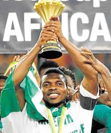 La selección nigeriana volvió a conquistar la CAN 19 años después y jugará la Confederaciones con España. La selección nigeriana volvió a conquistar la CAN 19 años después y jugará la Confederaciones con España.