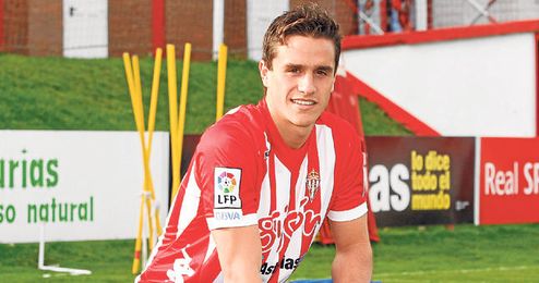 Bernardo aún tiene contrato en vigor con el Sevilla. Bernardo aún tiene contrato en vigor con el Sevilla.