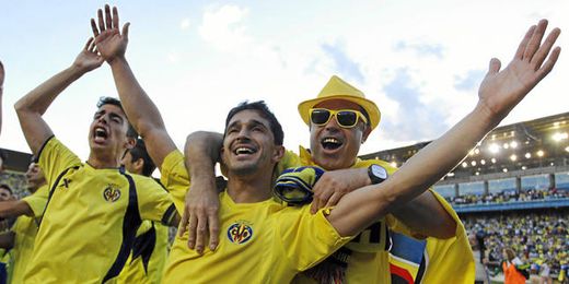 Jonathan Pereira celebra junto a sus compañeros el ascenso a Primera División. Jonathan Pereira celebra junto a sus compañeros el ascenso a Primera División.