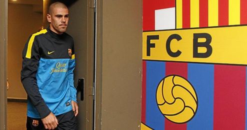 Víctor Valdés cumplirá el año que le queda en el Barcelona. Víctor Valdés cumplirá el año que le queda en el Barcelona.