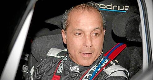El piloto durante la XXXVII edición del Rally Islas Canarias. El piloto durante la XXXVII edición del Rally Islas Canarias.