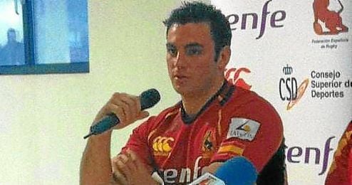El sevillano Recuerda entra en los planes del nuevo seleccionador. El sevillano Recuerda entra en los planes del nuevo seleccionador.