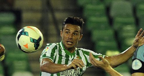 Rubén Castro reapareció como titular y erró dos goles. Rubén Castro reapareció como titular y erró dos goles.
