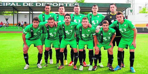 El Pedrera está haciendo soñar a su afición; tras catorce jornadas, el cuadro verdinegro no conoce la derrota. El Pedrera está haciendo soñar a su afición; tras catorce jornadas, el cuadro verdinegro no conoce la derrota.