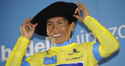 Nairo Quintana posando con un gorro en una imagen de archivo. Nairo Quintana posando con un gorro en una imagen de archivo.