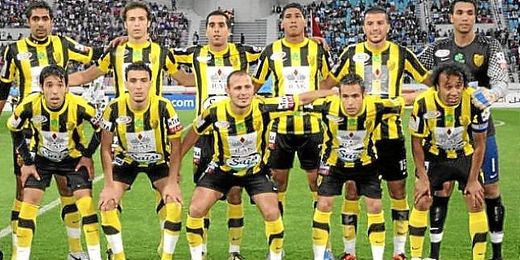 Varios heridos tras enfrentamientos a navajazos entre hinchas marroquíes -  Estadio deportivo